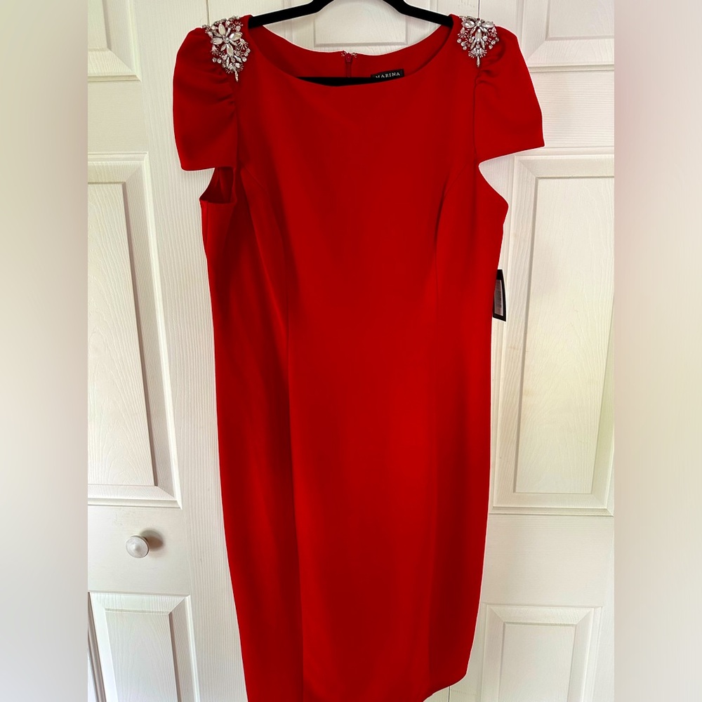 Marina light weight crepe red short sleeve dress size 14